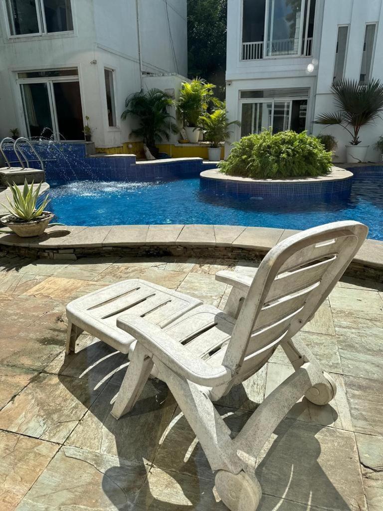 Villa M - Jia 4 Candolim Goa 3Bhk, Pool Facing, Near Beach, Free Breakfast, Free Wifi And Prime Location Aguada Exterior foto